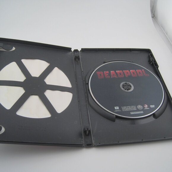 Deadpool (DVD) (widescreen) (20th Century Fox) (Tim Miller) (2016) (108 Mins) - Picture 4 of 4